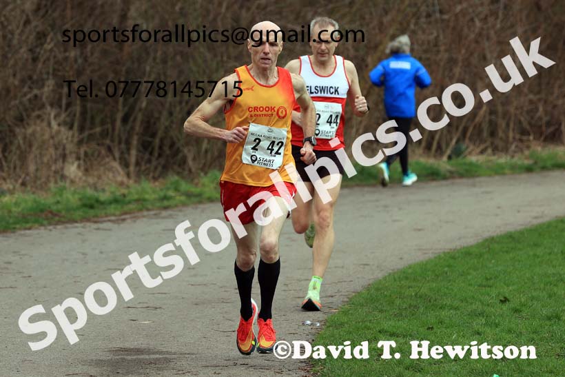 Senior Women, Veteran Women (Over-35) and Veteran Men 2024 NECAA Road Relays Champs., Hetton Lyons Country Park, Hetton le Hole, County Durham. Photo: David T. Hewitson/Sports for All Pics